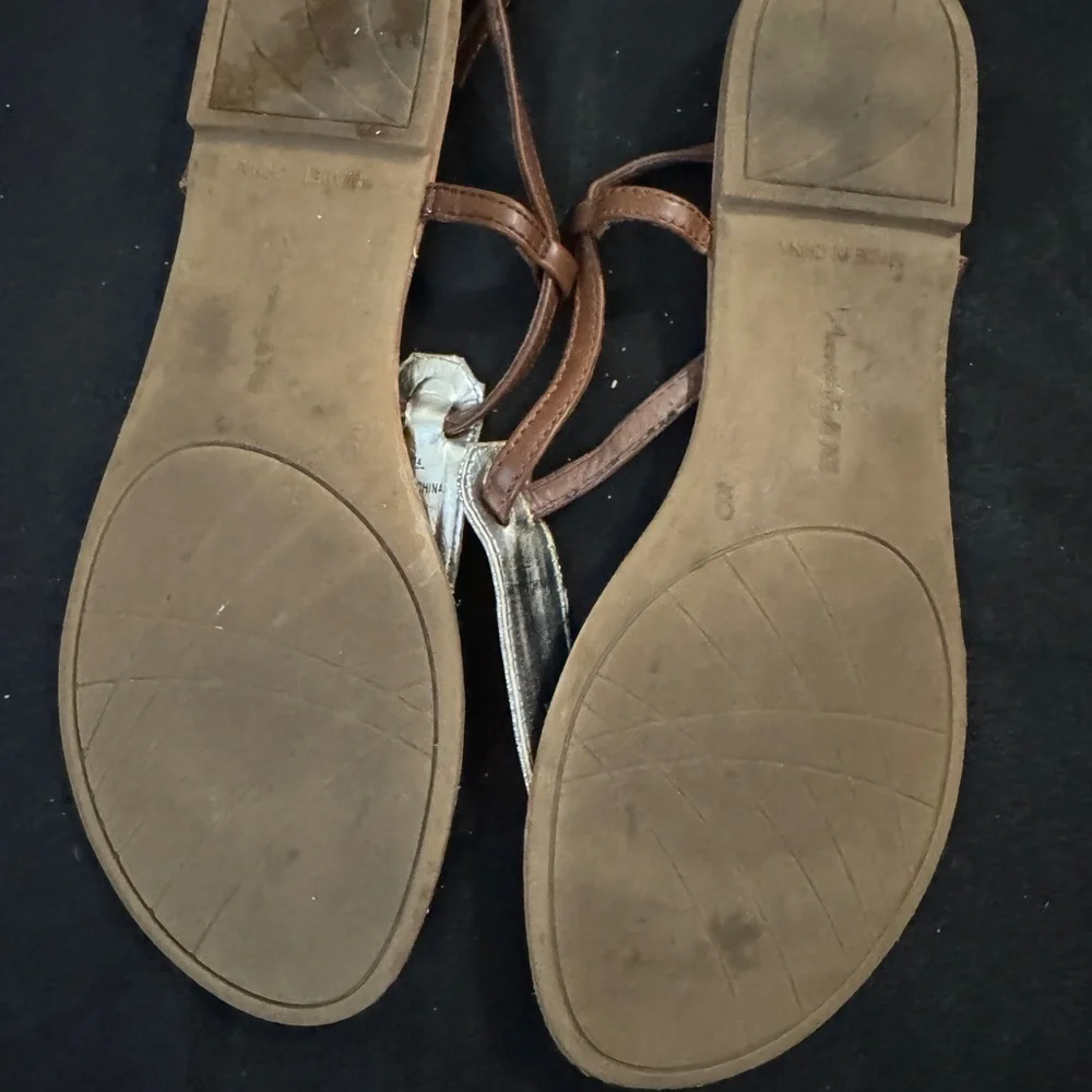 American Eagle Outfitters Women's Brown and Silver Sandals